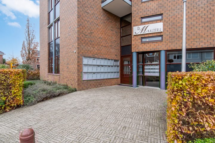 Foto 23 van Blauwgras 5-10