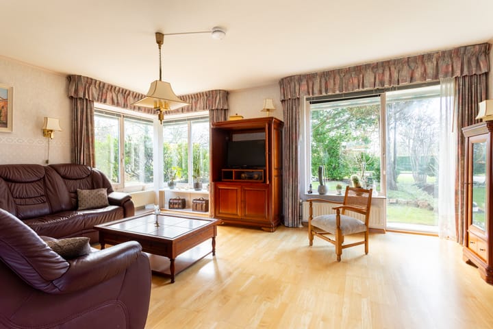 Foto 2 van Anna van Renesselaan 31