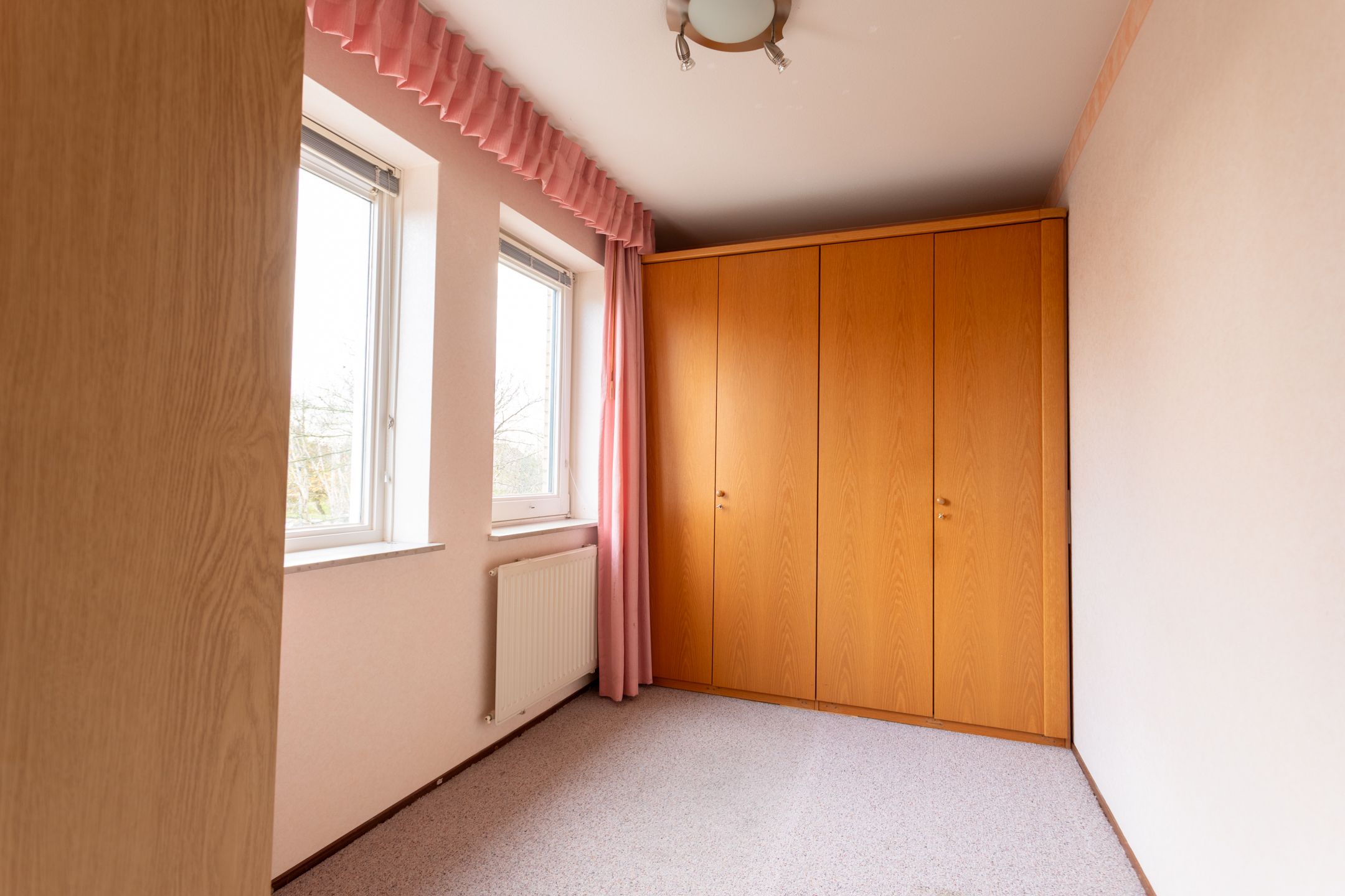 Photo 36 of Anna van Renesselaan 31