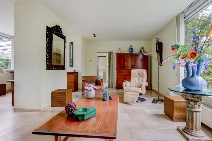 Photo 7 of Meidoornstraat 17