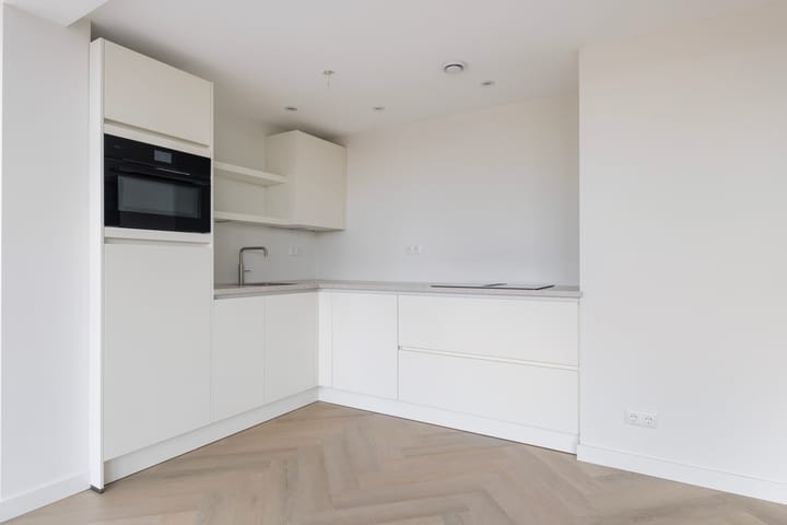 Foto 3 van Martiniplein 15-202