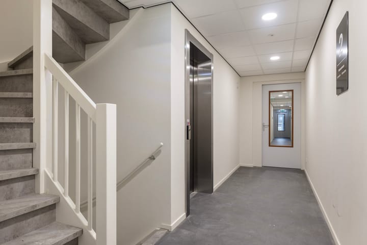 Foto 9 van Martiniplein 15-202