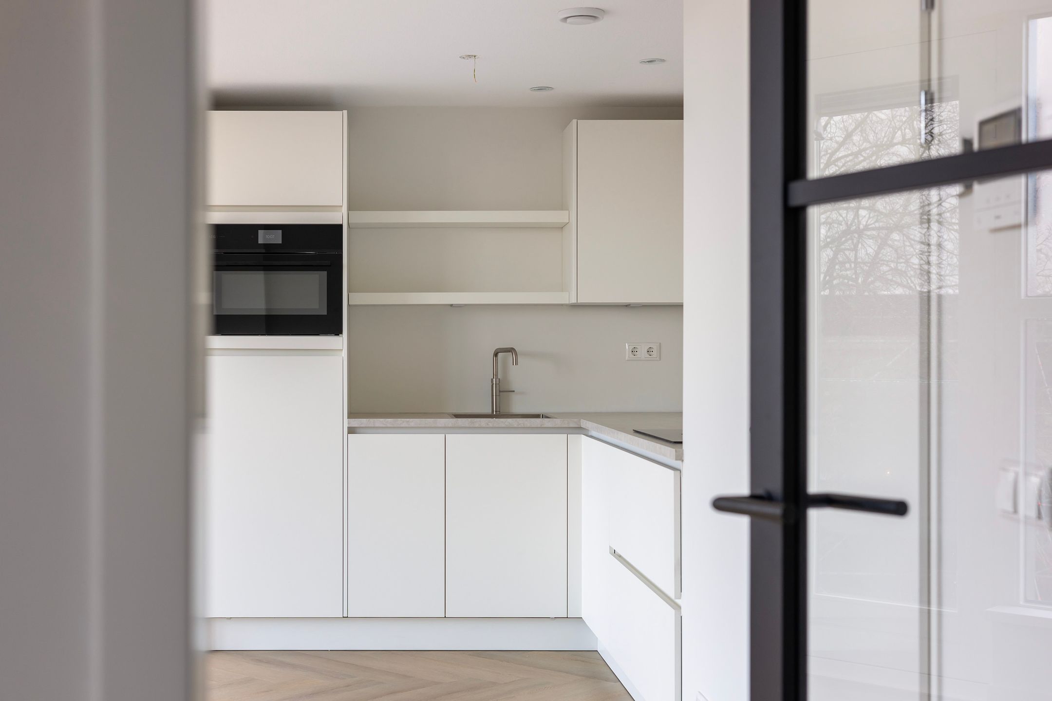 Foto 12 van Martiniplein 15-202