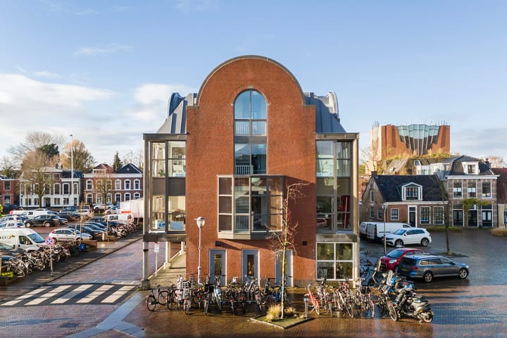 Foto 27 van Martiniplein 15-202