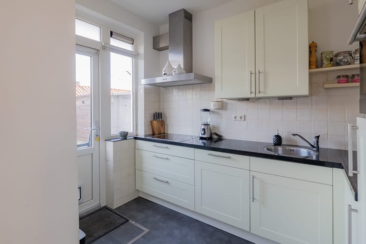 Foto 12 van Celsiusstraat 43