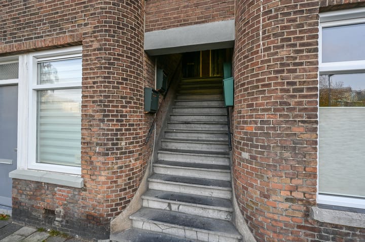 Foto 2 van van Alphenstraat 118