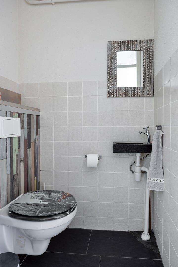 Photo 9 of Louise Michelstraat 7