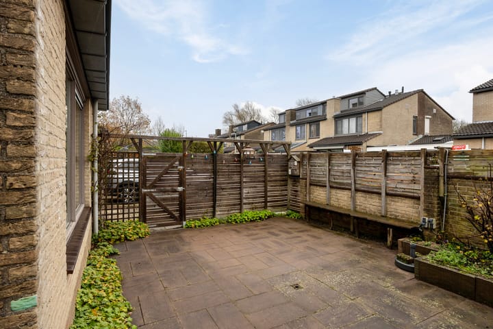 Photo 34 of Louise Michelstraat 7