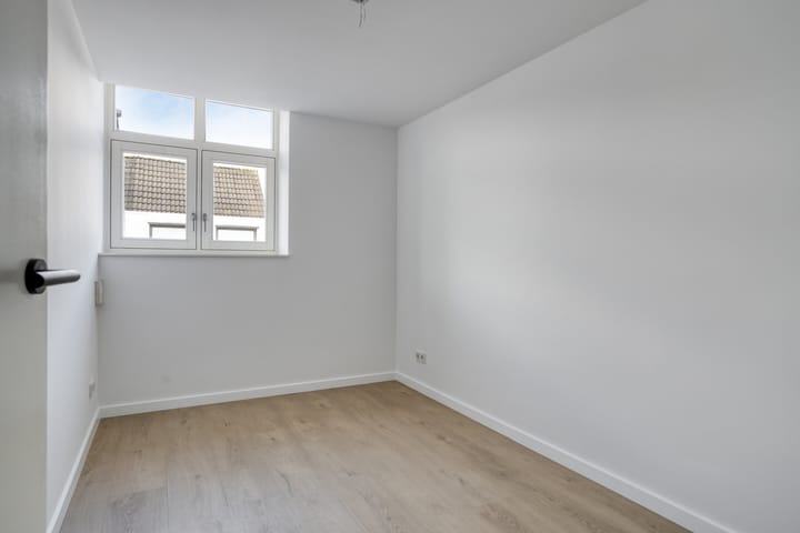 Photo 18 of Lange Nieuwstraat 150