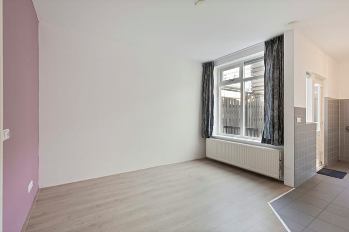 Foto 7 van Bloemstraat 8