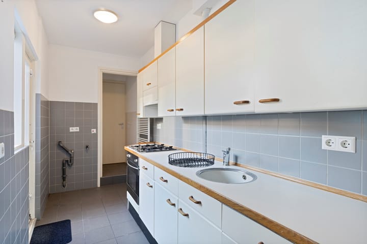 Foto 8 van Bloemstraat 8