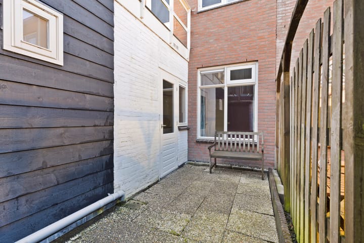 Foto 13 van Bloemstraat 8