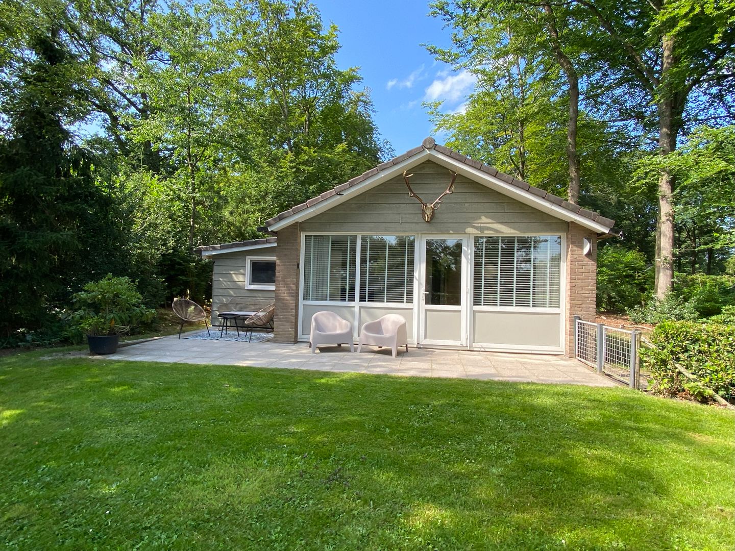 Photo 1 of Duerswâldmer Wei 11-37