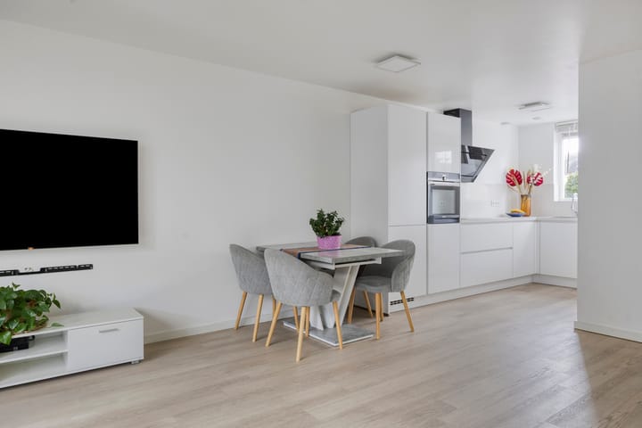 Photo 8 of Impostmeester 13