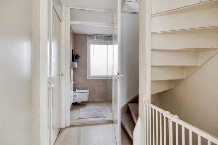 Photo 16 of Impostmeester 13