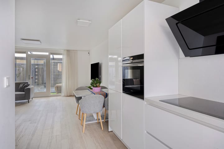 Photo 10 of Impostmeester 13