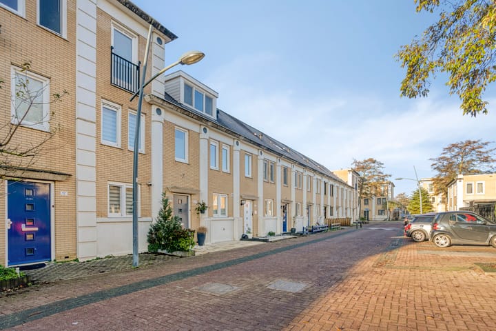 Photo 30 of Impostmeester 13