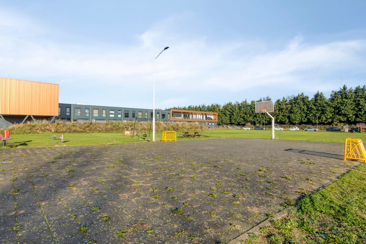 Photo 32 of Impostmeester 13