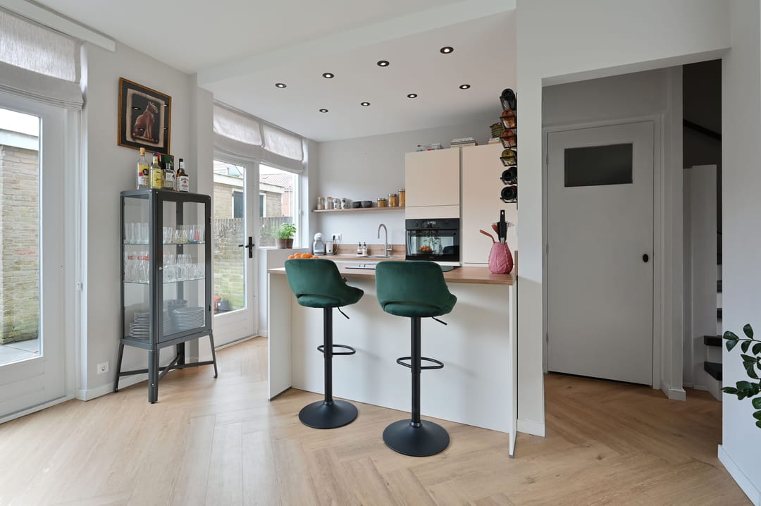 Photo 8 of E. de Bruynstraat 77