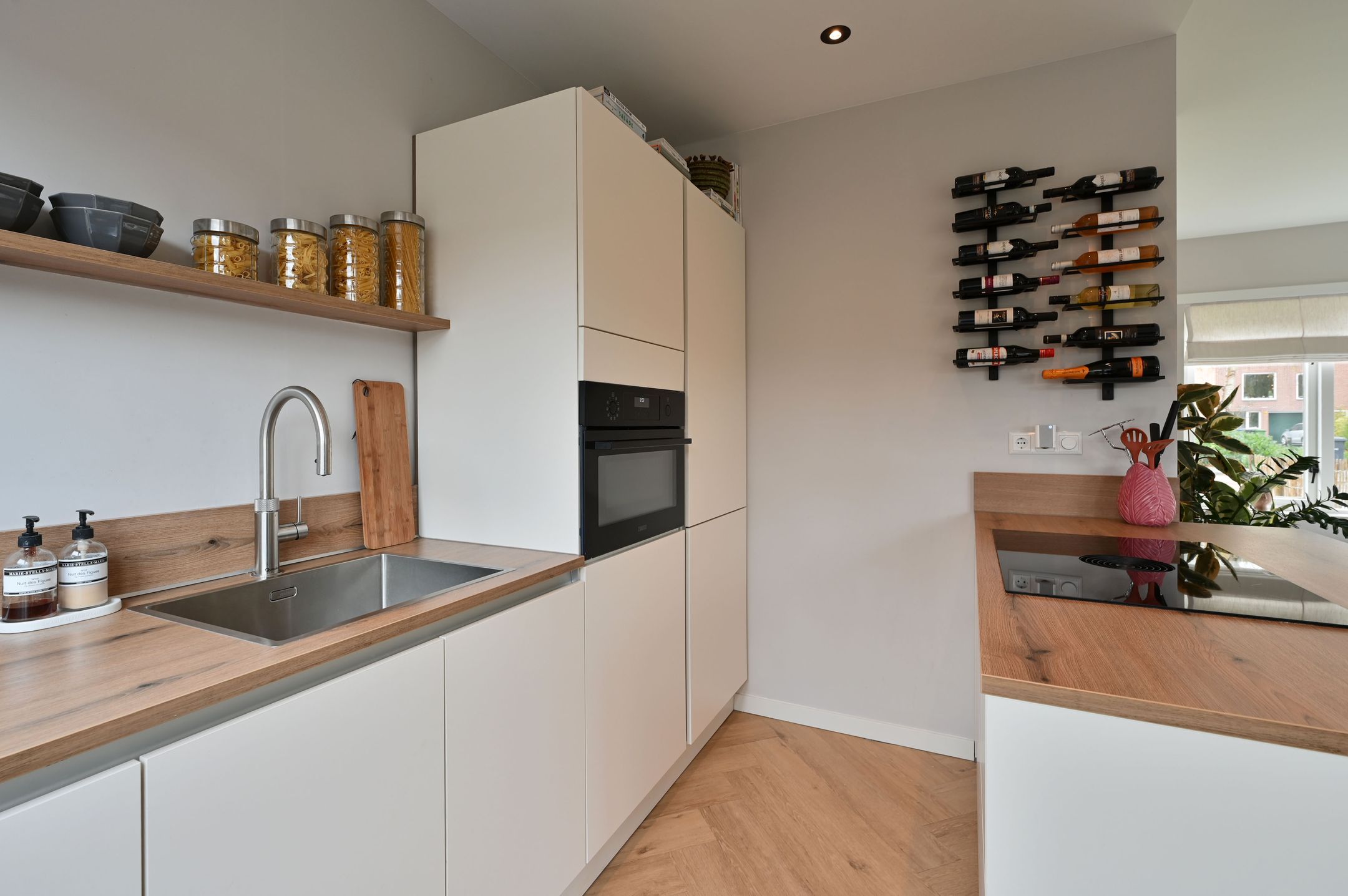 Photo 9 of E. de Bruynstraat 77