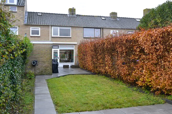 Photo 18 of E. de Bruynstraat 77