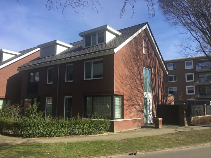 Foto 44 van Wielewaalstraat 17