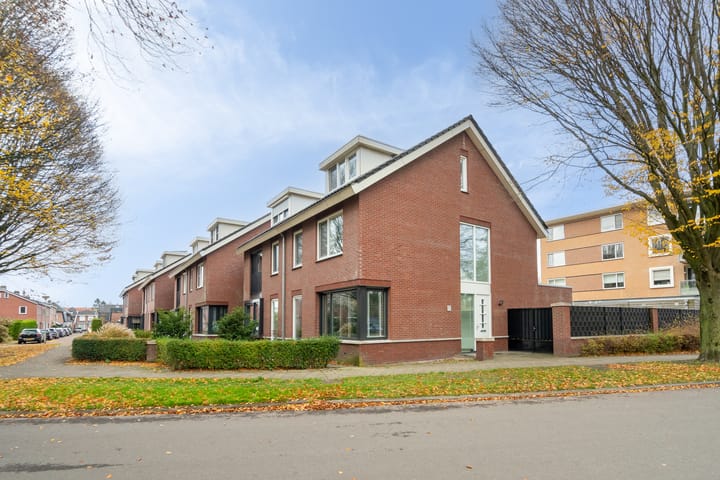 Foto 47 van Wielewaalstraat 17