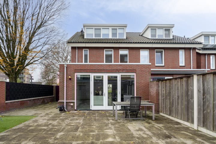 Foto 42 van Wielewaalstraat 17