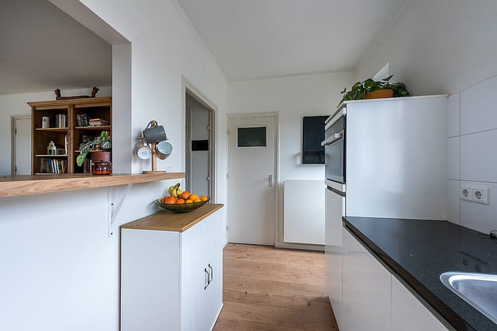 Photo 8 of Parallelweg 247