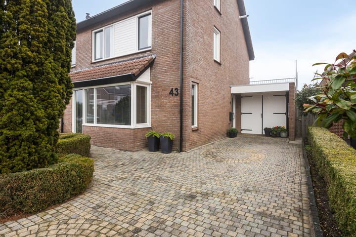 Photo 2 of Munnikplaat 43