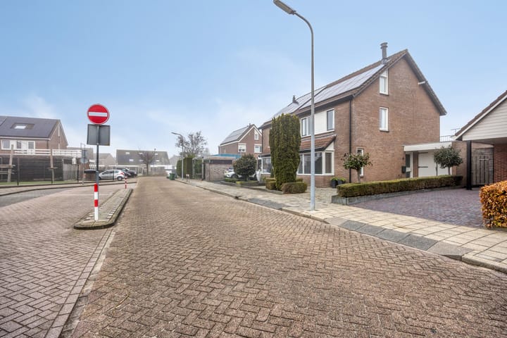 Photo 4 of Munnikplaat 43