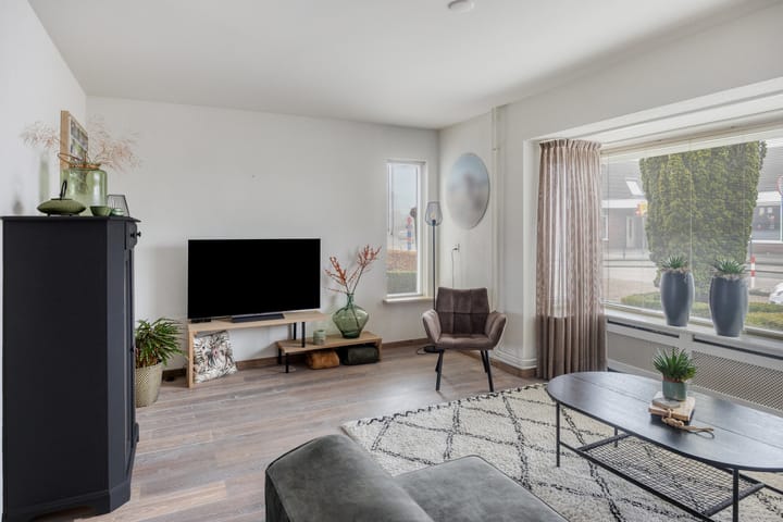 Photo 8 of Munnikplaat 43