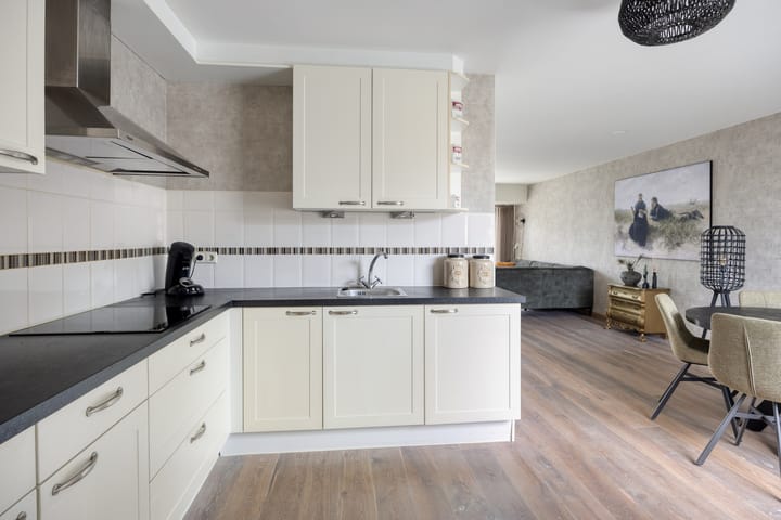 Photo 13 of Munnikplaat 43