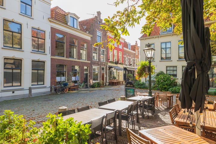 Kloksteeg 13, Leiden