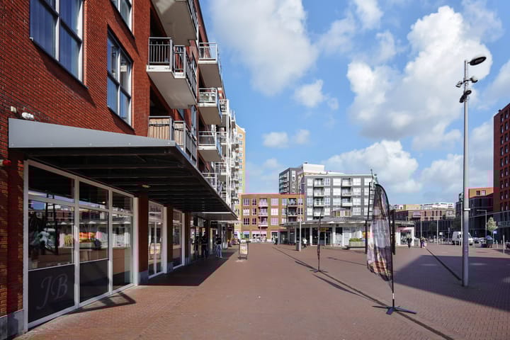 Photo 7 of Oosterheemplein 502