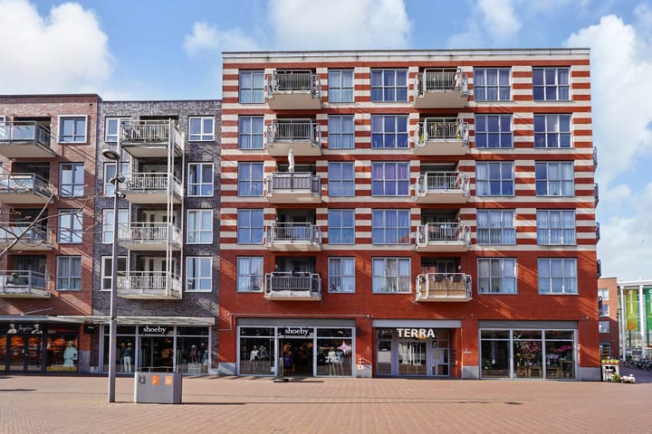 Photo 9 of Oosterheemplein 502