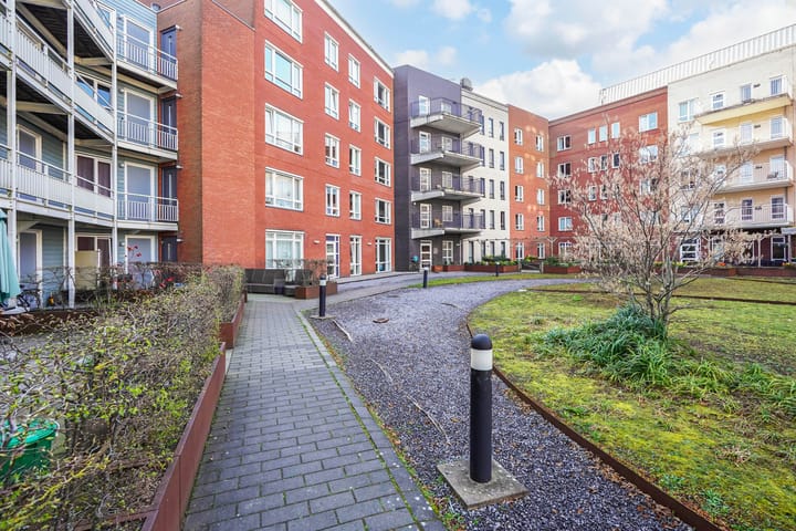 Photo 13 of Oosterheemplein 502