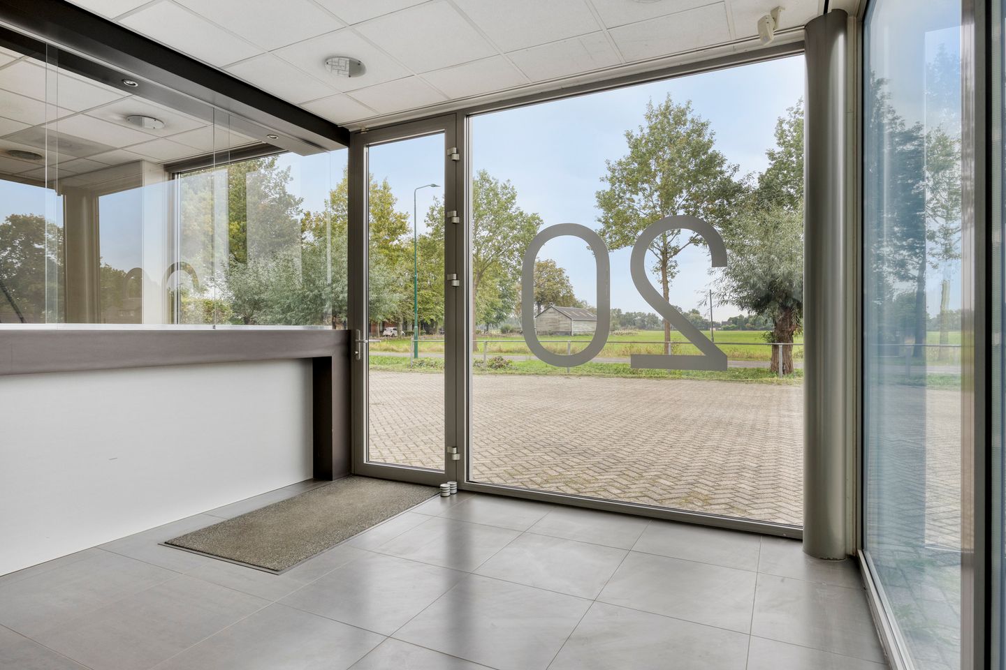 Bekijk foto 5 van Dorpsstraat 20