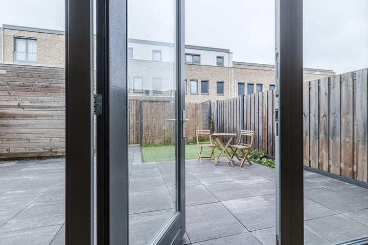 Foto 15 van Erroll Garnerstraat 9