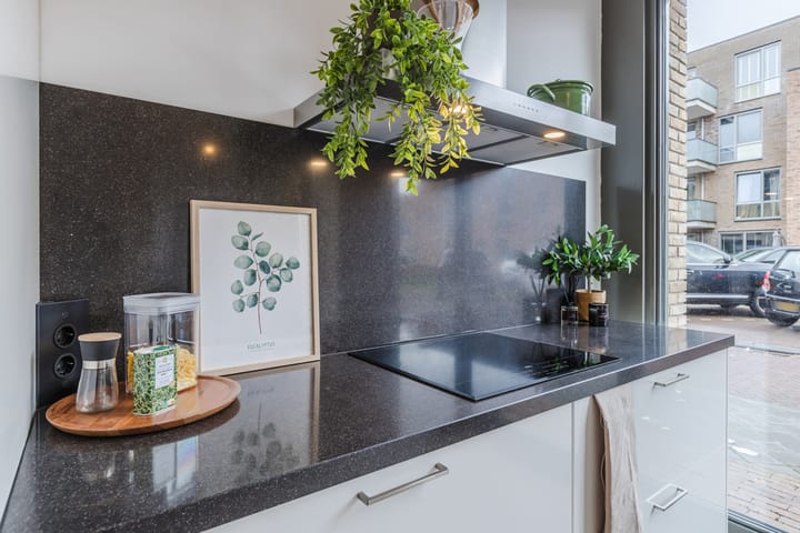 Foto 29 van Erroll Garnerstraat 9