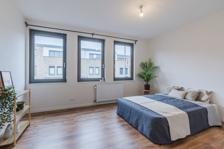 Foto 34 van Erroll Garnerstraat 9