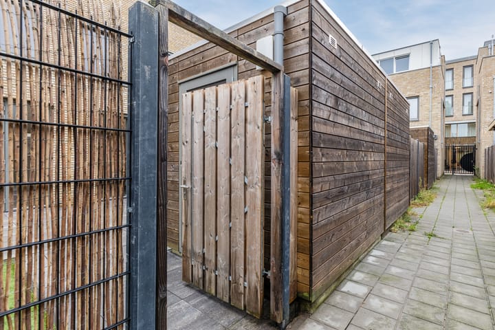 Foto 19 van Erroll Garnerstraat 9