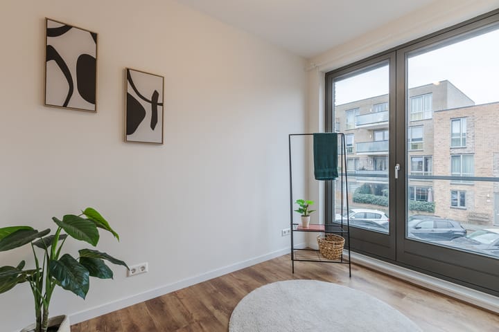 Foto 42 van Erroll Garnerstraat 9