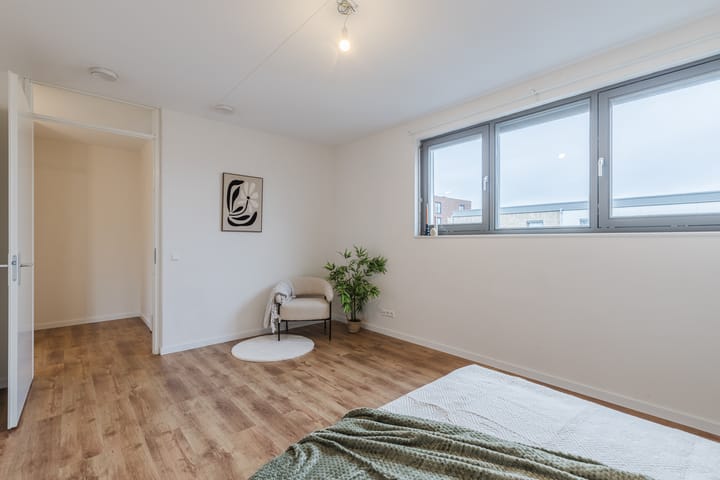 Foto 54 van Erroll Garnerstraat 9