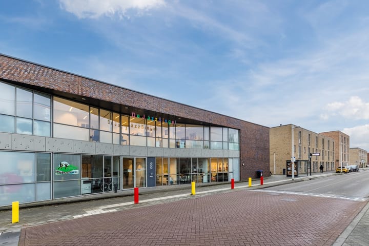 Foto 80 van Erroll Garnerstraat 9