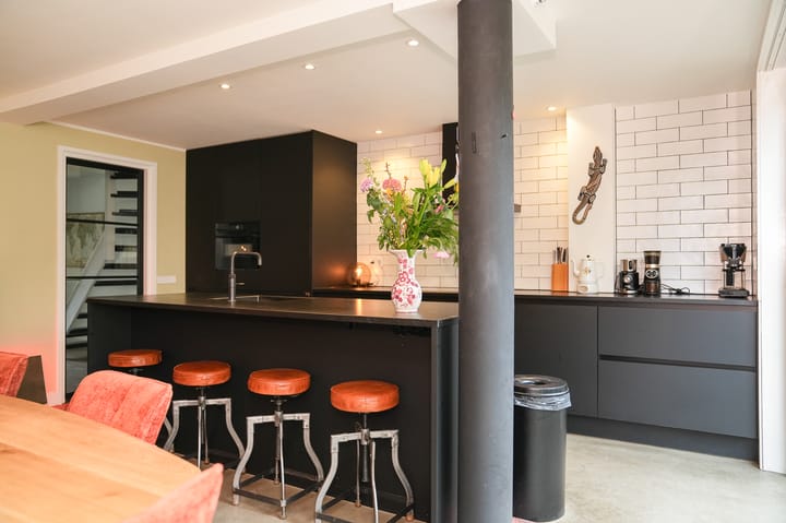 Photo 10 of De Vooysplantsoen 58