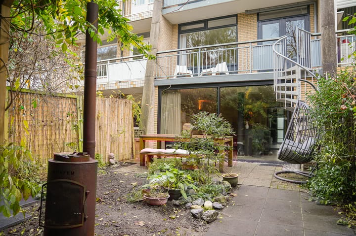 Photo 44 of De Vooysplantsoen 58