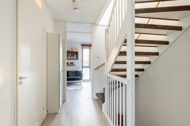 Foto 19 van van Baerlestraat 249