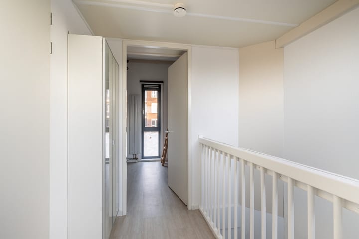 Foto 29 van van Baerlestraat 249