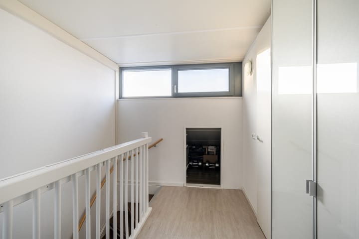 Foto 30 van van Baerlestraat 249